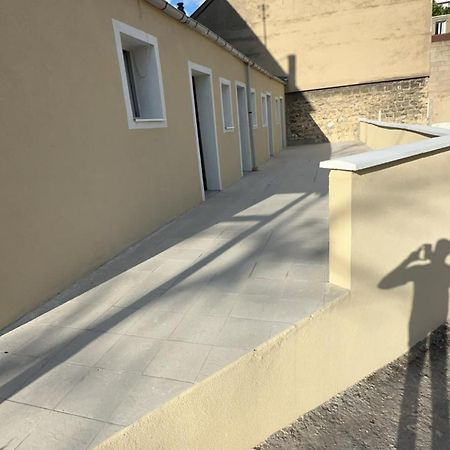 Chez Michel Hotel L'Ile-Saint-Denis ภายนอก รูปภาพ